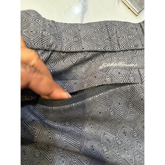 Eddie Bauer Size Medium Shorts - Picture 6 of 9